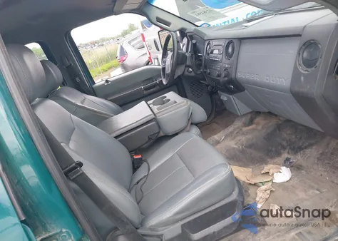 2016 Ford F-250 Xl z USA, uszkodzony, nr VIN 1FT7W2A69GEB35180